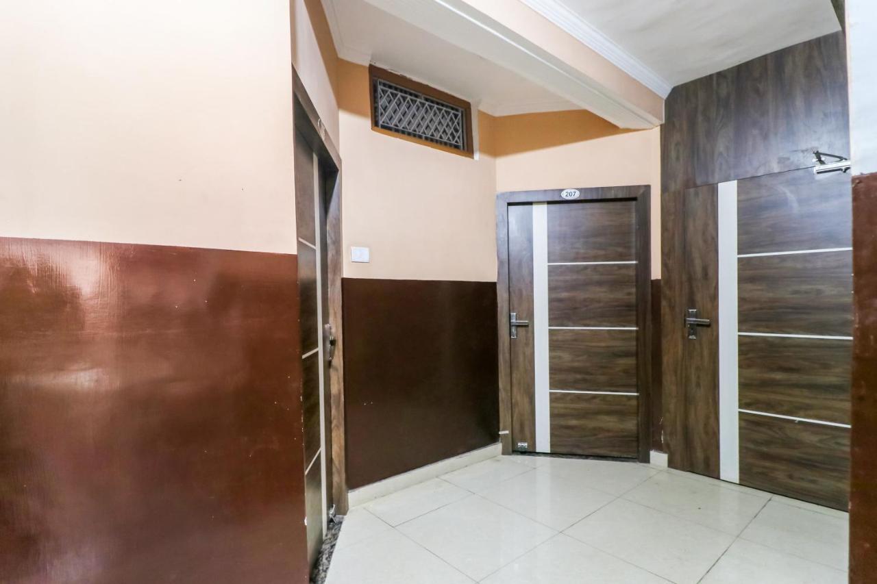 Oyo 6908 Hotel Royal City Āzamgarh Kültér fotó