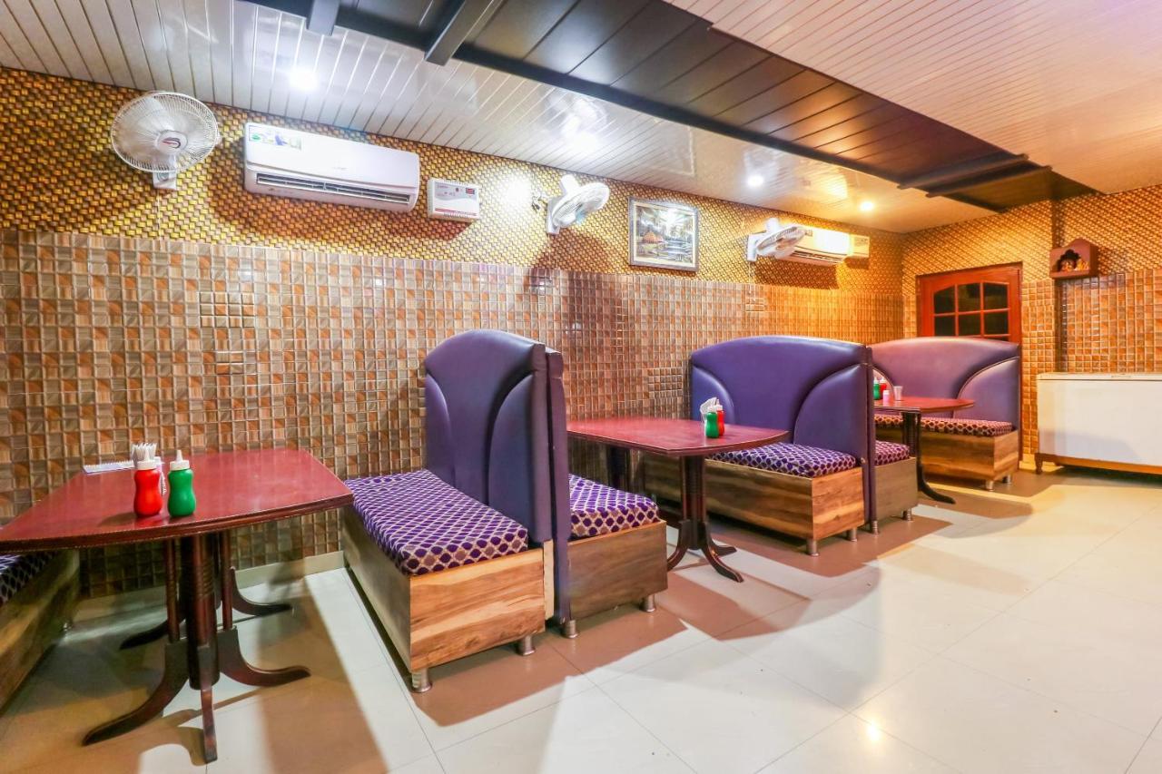Oyo 6908 Hotel Royal City Āzamgarh Kültér fotó